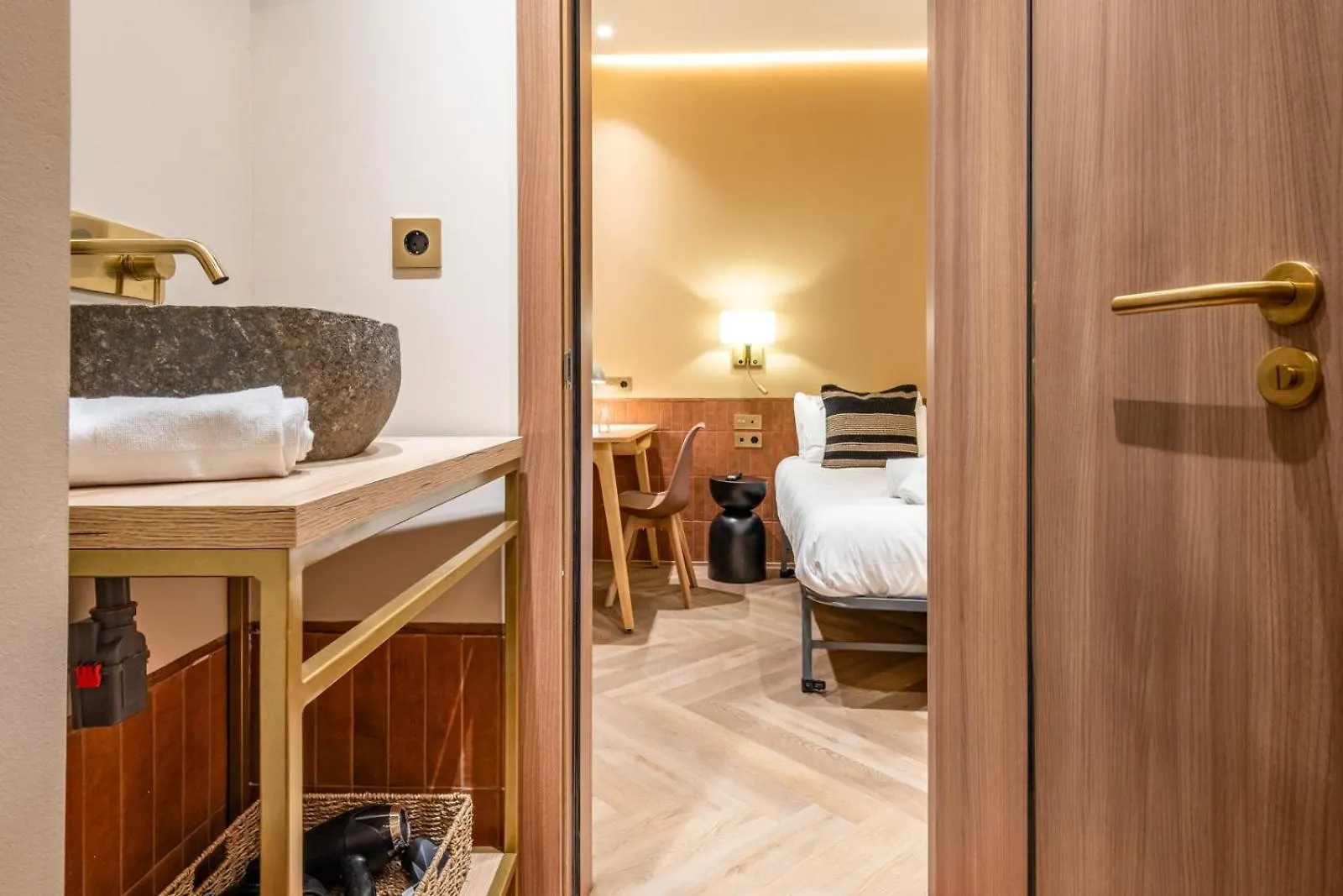 Hostal Ambos Mundos Barcelona