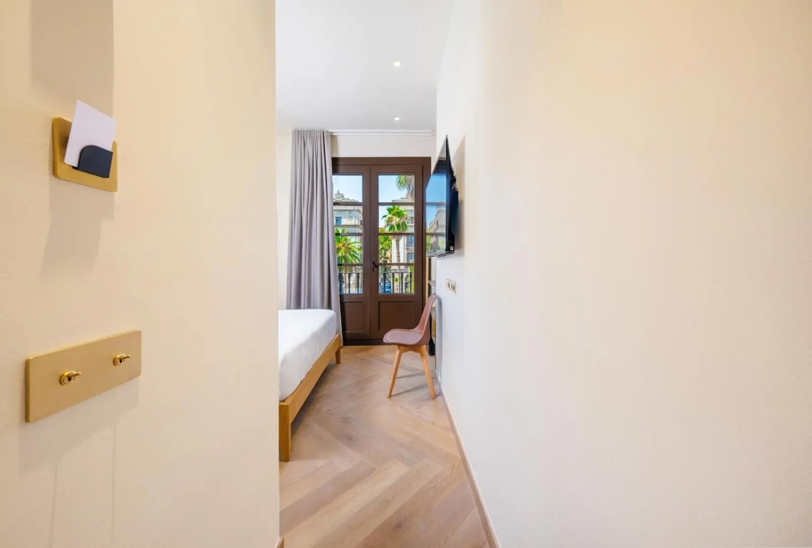 Hotel Hostal Ambos Mundos Barcellona